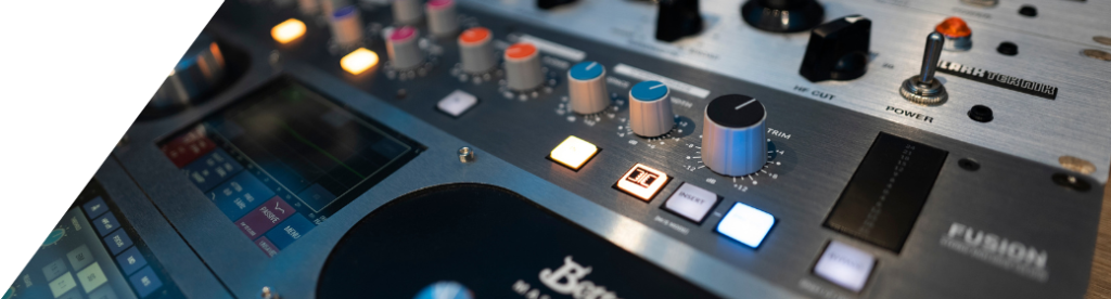 Serrano's Kitchen estudio mix and mastering
